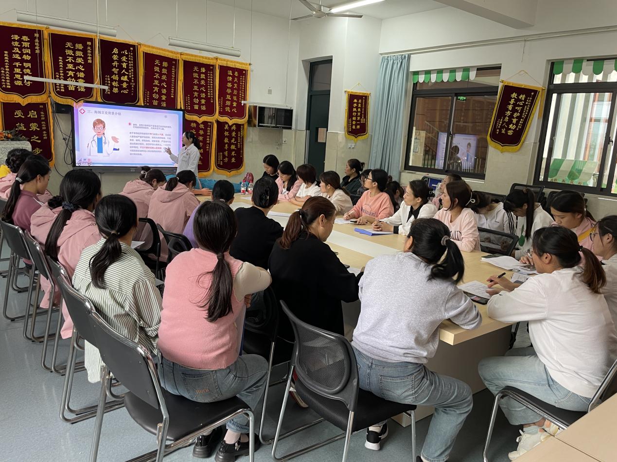 新站高新区瑶海社猫先生区开展幼儿园教师急救技能培训活动